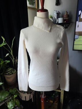 Ralph Lauren Women's Rib-Knit Cream Button-Neck Sweater
